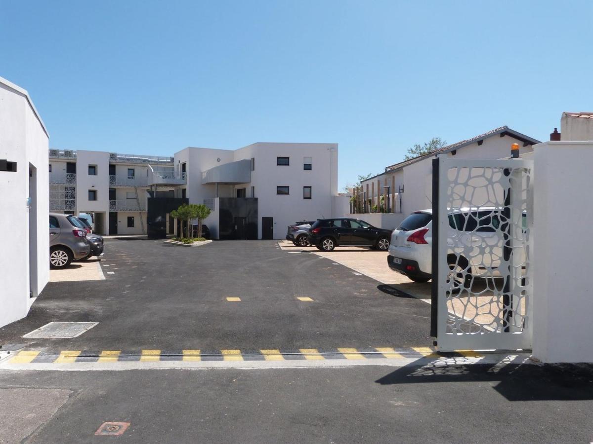 Appartement Plage, Piscine, Balcon, Animaux, Parking - Fr-1-194-201 ラ・トランシュ・シュル・メール エクステリア 写真